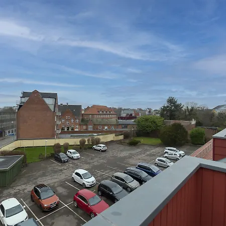 Hotel apartamentowy Modern Luxury Penthouse 4*