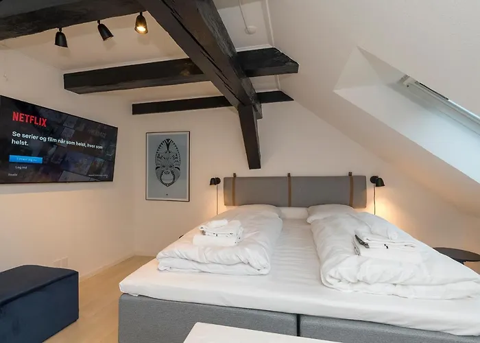 Apartahotel Modern Luxury Penthouse 4*